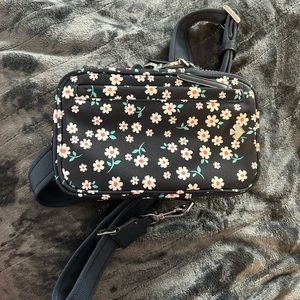 Kate Spade crossbody phone holder handbag ✨💙🦋